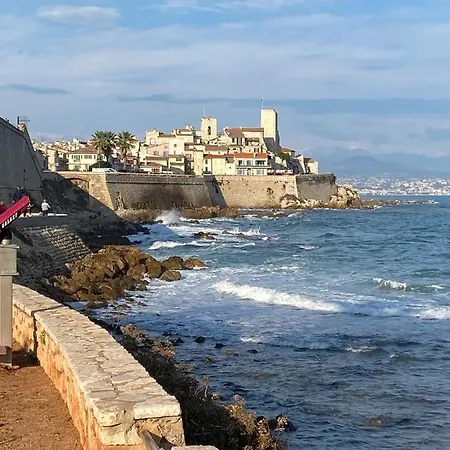 Beach-studio * Αντίμπ