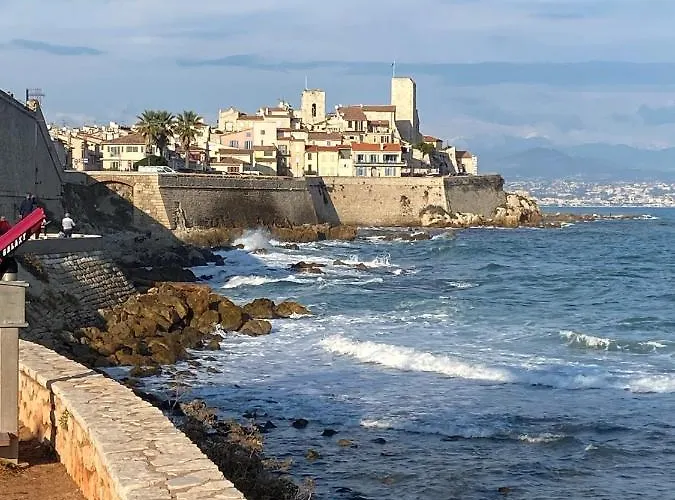 Beach-studio * Antibes