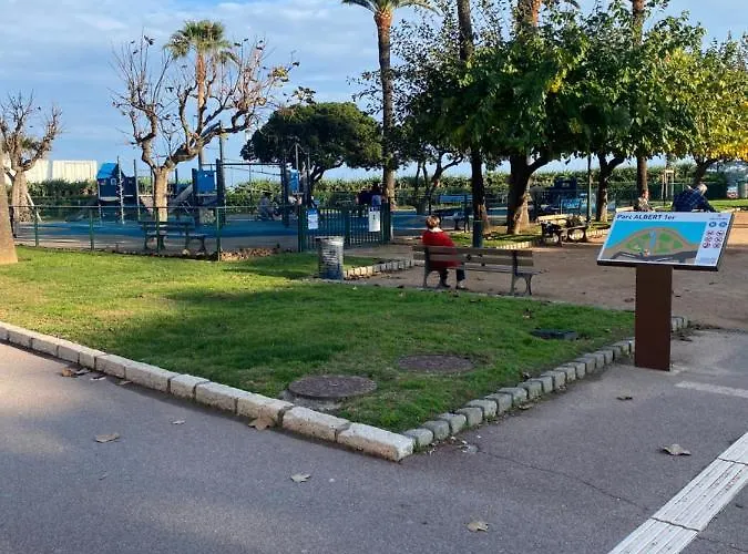 Beach-studio Antibes